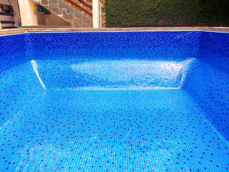 Pool Liner Replacement Cost — Cost of Pool Liner Replacement